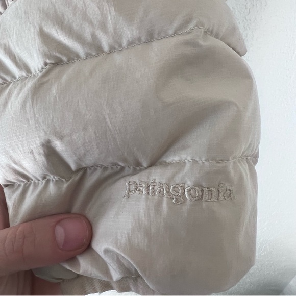 Patagonia Cream Quilted Jacket Size Small - Picture 4 of 8